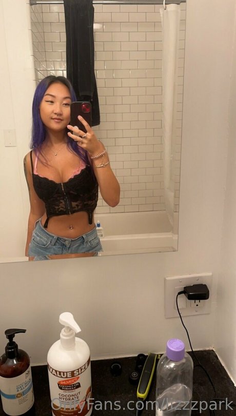 Lizzzpark pornstar exclusive pics