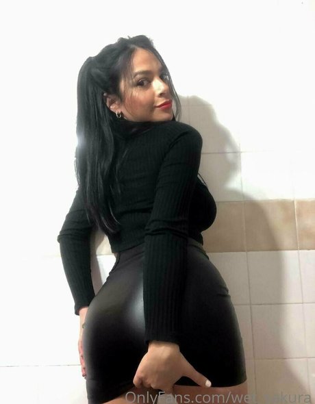 wet sakura naked star photo