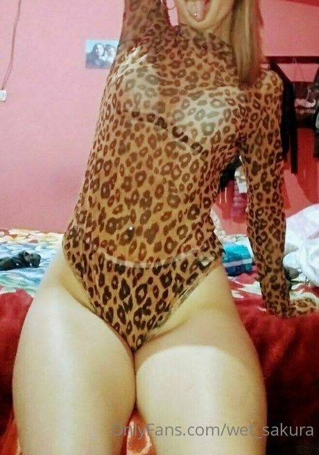 wet sakura star porn image