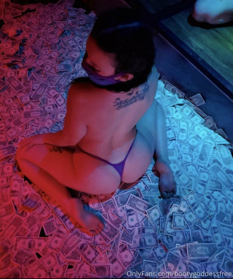 bootygoddessfree pornstar hot photo