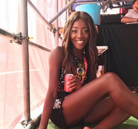 AJ Odudu star hot pic