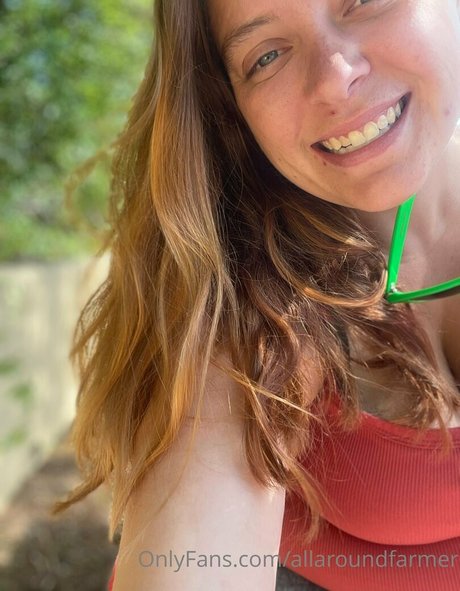 allaroundfarmer exclusive pornstar image