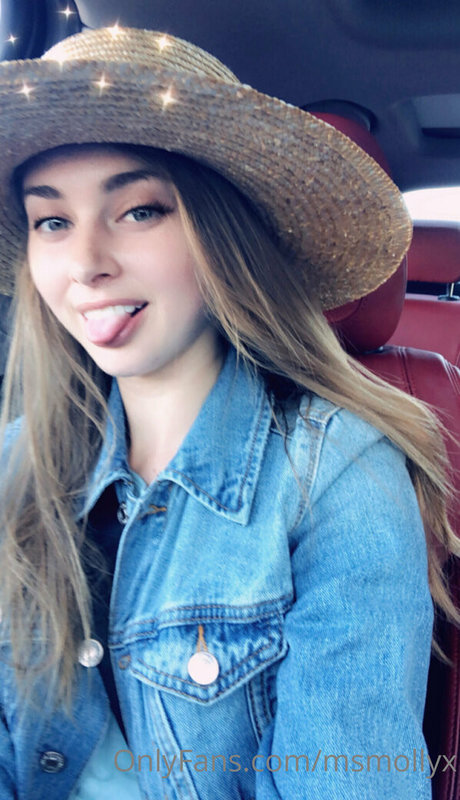 msmollyx nude star img
