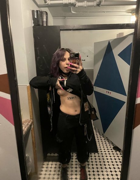 virginitysmiles pornstar top pic