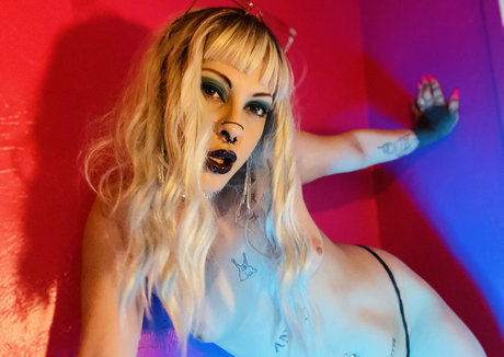 virginitysmiles nudes star pics