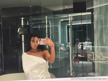 sierraxrain nice actress galleries