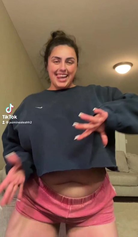 Jazminealeahh beautiful star pictures