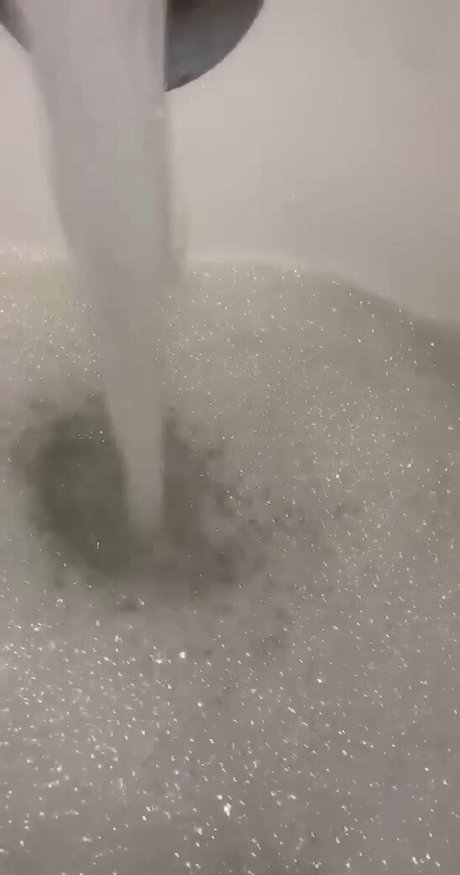 Jazminealeahh pornographic star photo