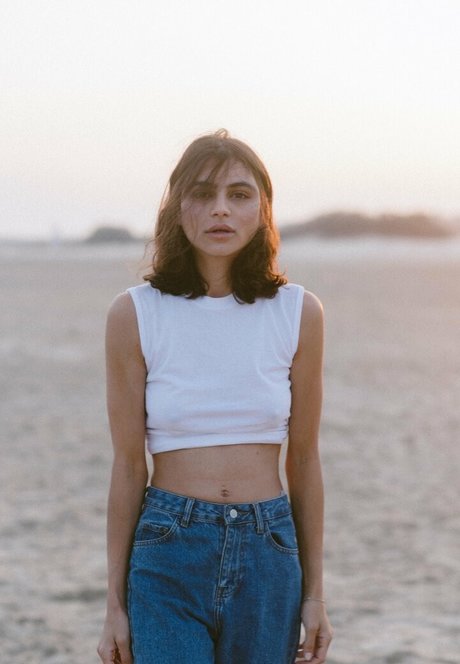 Hadar Shira Kel free star img