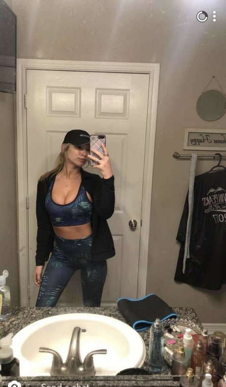 Avery Trail pornstar hd pics