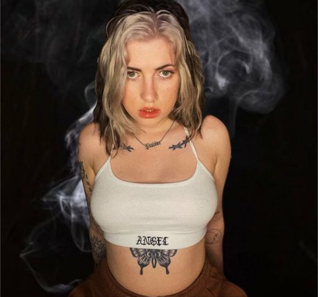 Kitty Valentine sexy model pictures