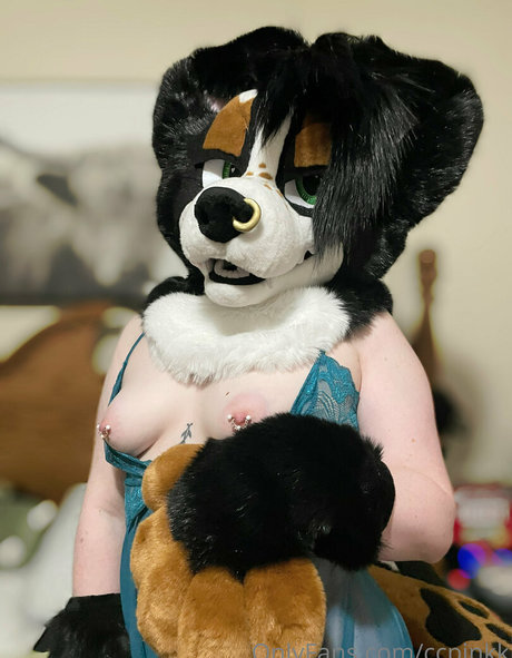 ccpinkk model pretty img