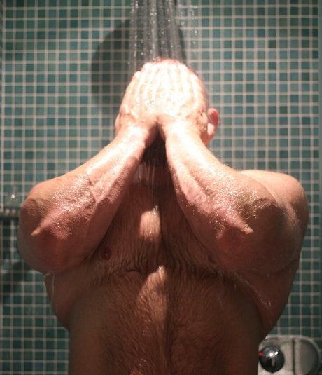 hugeandhung pornstar hd picture