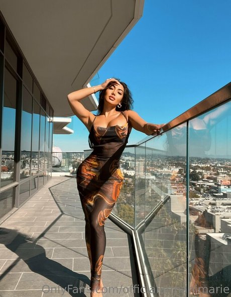 OfficialArmaniMarie model art pictures