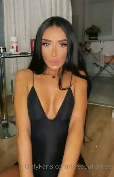 luxeparisfree model perfect pics
