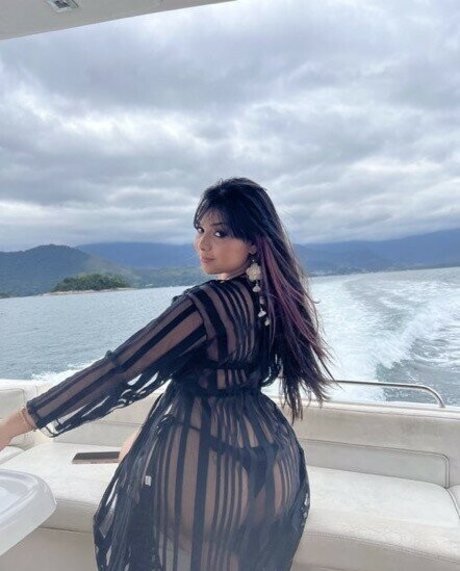 Baueny Barroco hot actress image