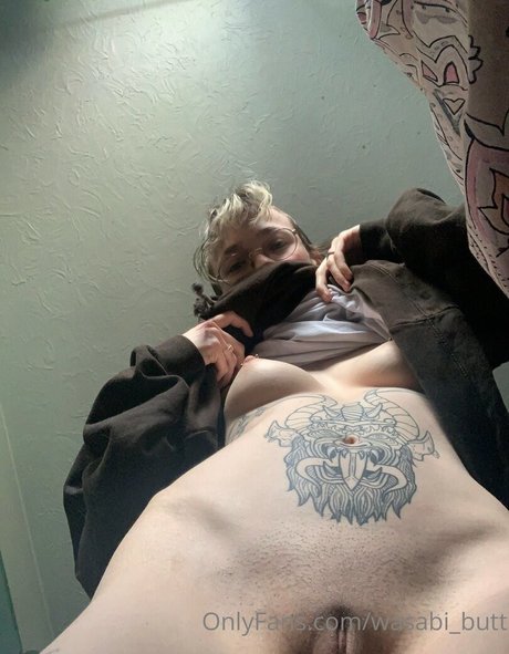 wasabi butt sex model image