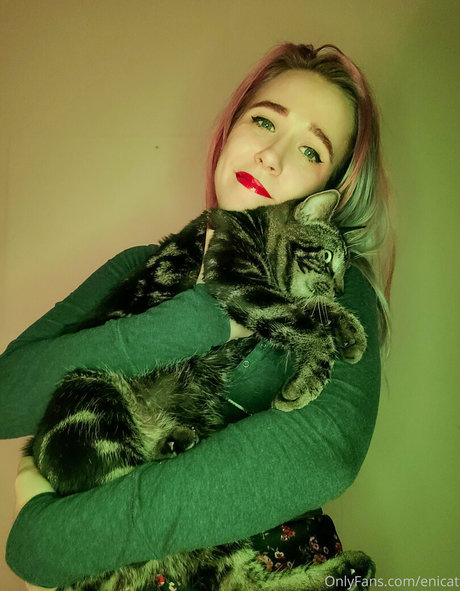 enicat star beautiful photos