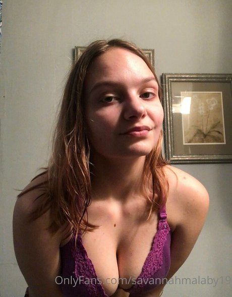 Savannahmalaby19 beautiful model picture