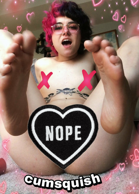 cumsquishfree erotic pornstar archive