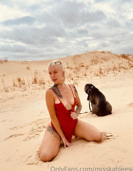 misskahleesi model sexy photos