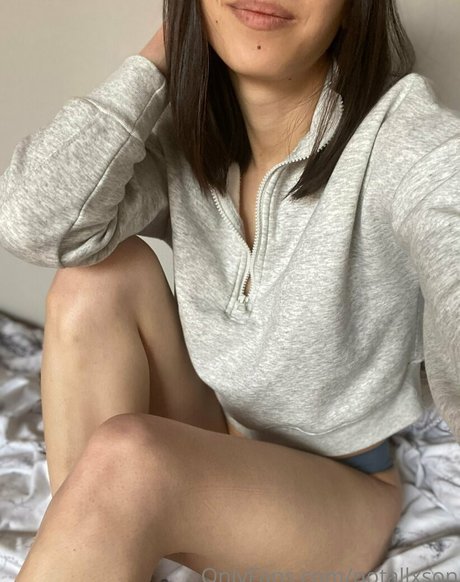 notallxson nude model img