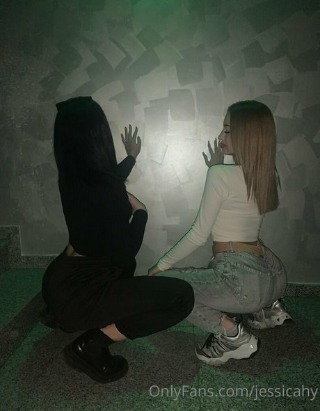 jessicahy adult actress img