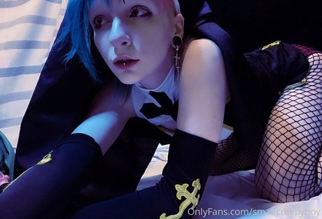 smallcreepyboy best star picture