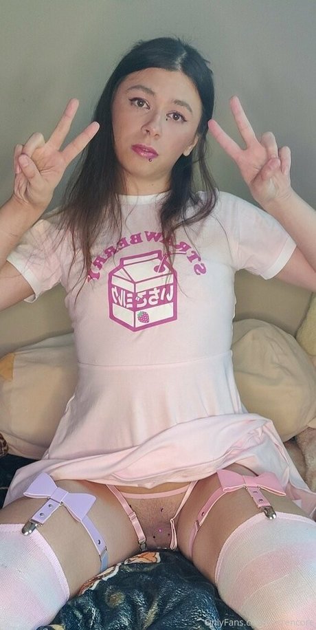 correncore hot actress pictures