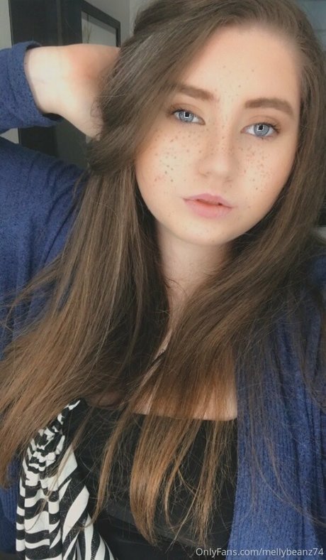 mellybeanz74 art model photo