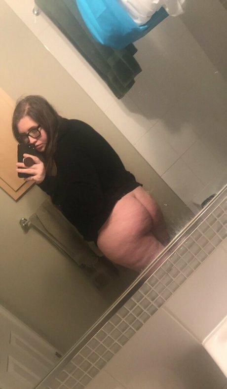 mellybeanz74 model high quality images