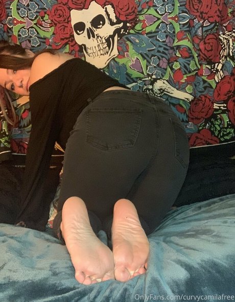 curvycamilafree art actress photo