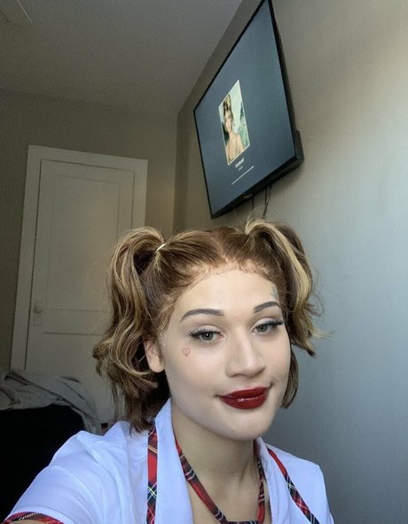 nevenevnev star hd photo