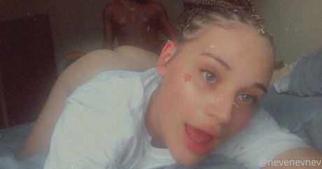 nevenevnev sexy actress photos