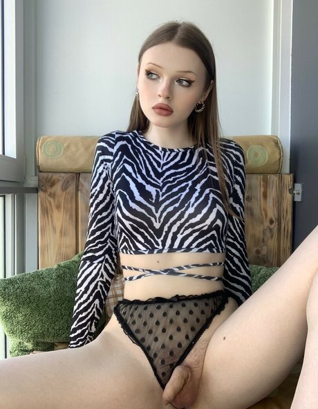 hotflops hot model images