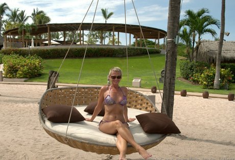 fun lovin kitkat pornstar erotic photos