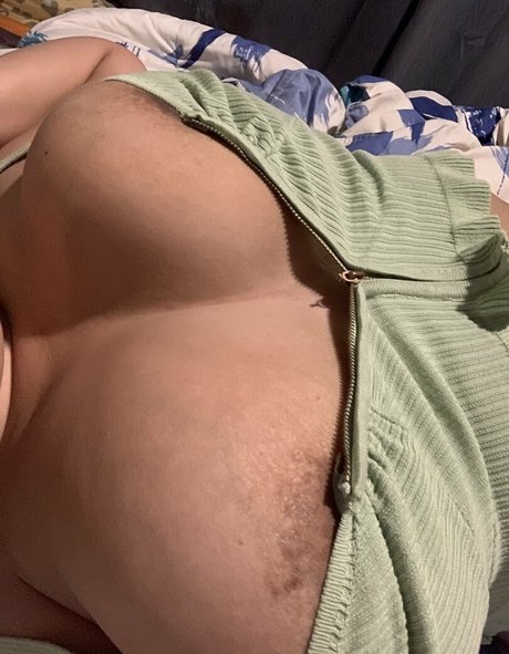 babilon1992 model naked photo