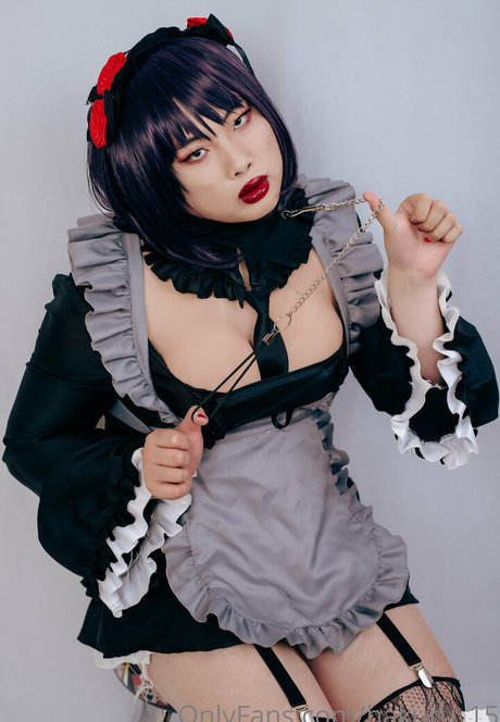 hakuru 15 erotic model pic