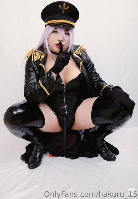 hakuru 15 sexy actress picture