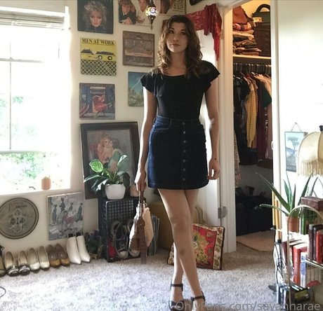 theesavannawhitee erotic star picture