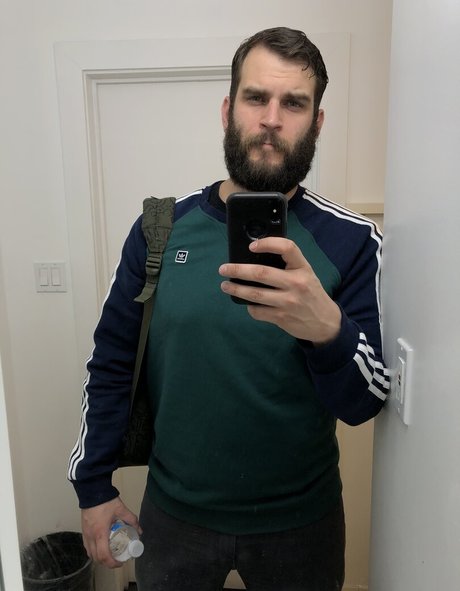 bodybuilder male onlyfans pornographic img