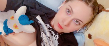 lunackitsuen model adult img