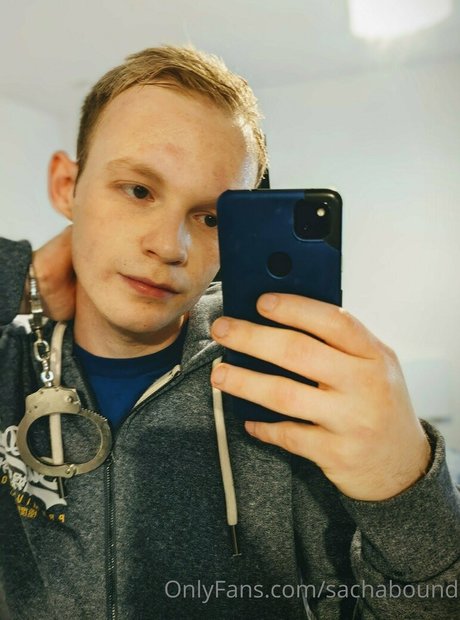 sachabound nudes actress picture