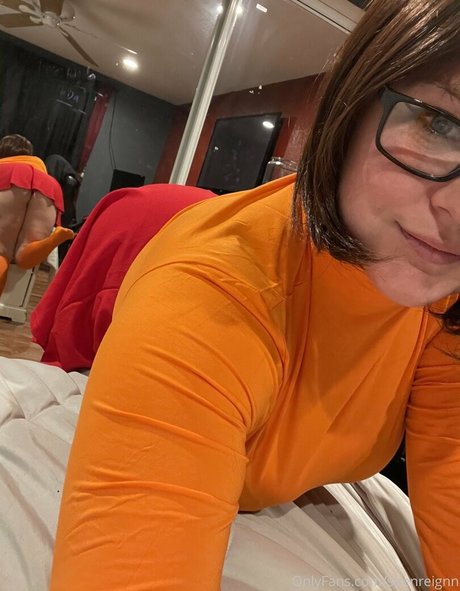 sirenreignn pornstar sexy pictures