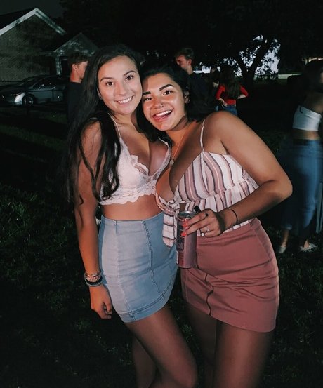 emo girls onlyfans naked picture