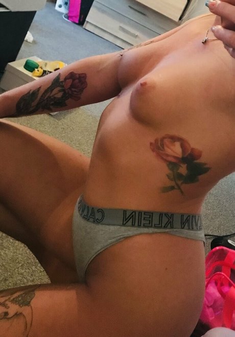 ukraine teen onlyfans naked img