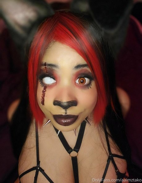 aaimztako model sexy photos