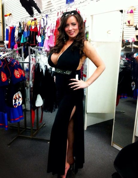 Stephanie Fox pornstar high quality galleries