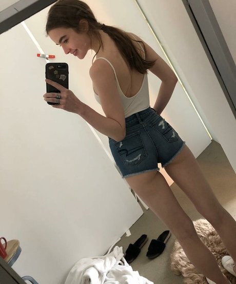 Ali Michael perfect actress images