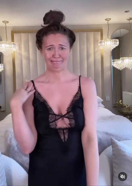 Charlotte Dawson pornstar beautiful galleries